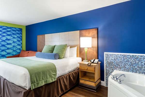 Suite - Clarion Inn Seekonk - I-195, Exit 1