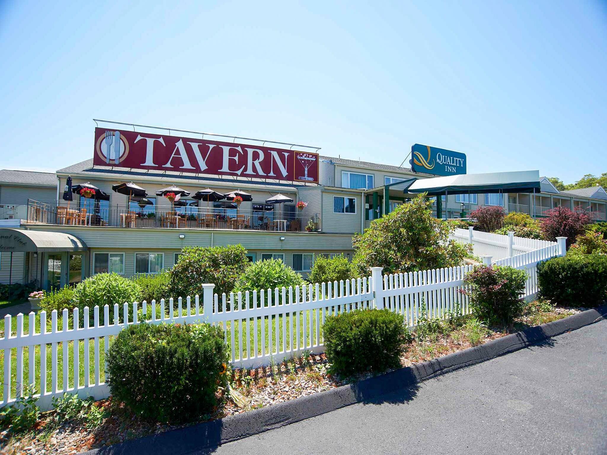 Hotel exterior | Quality Inn