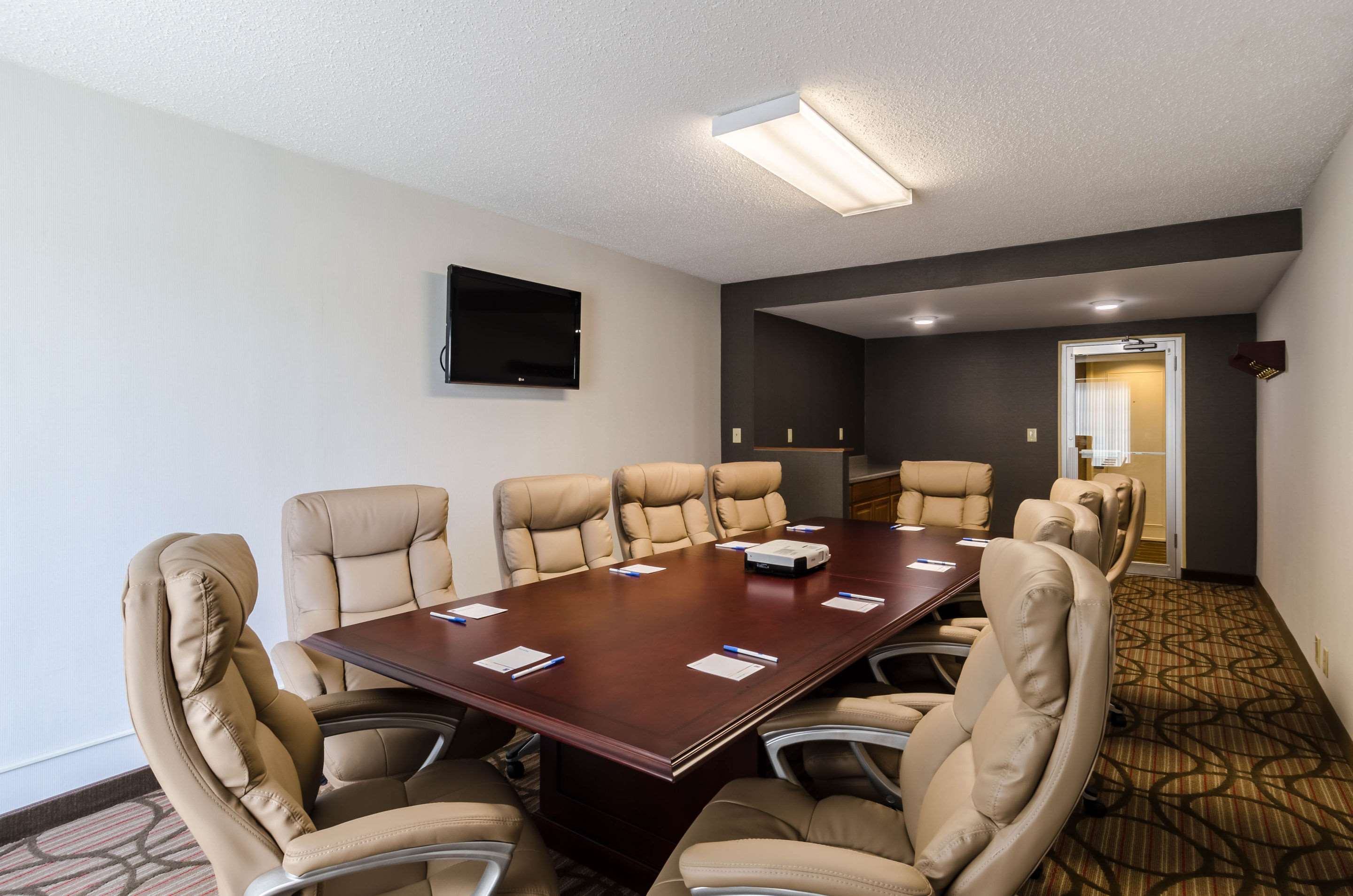 Meeting room | Comfort Inn Randolph - Boston