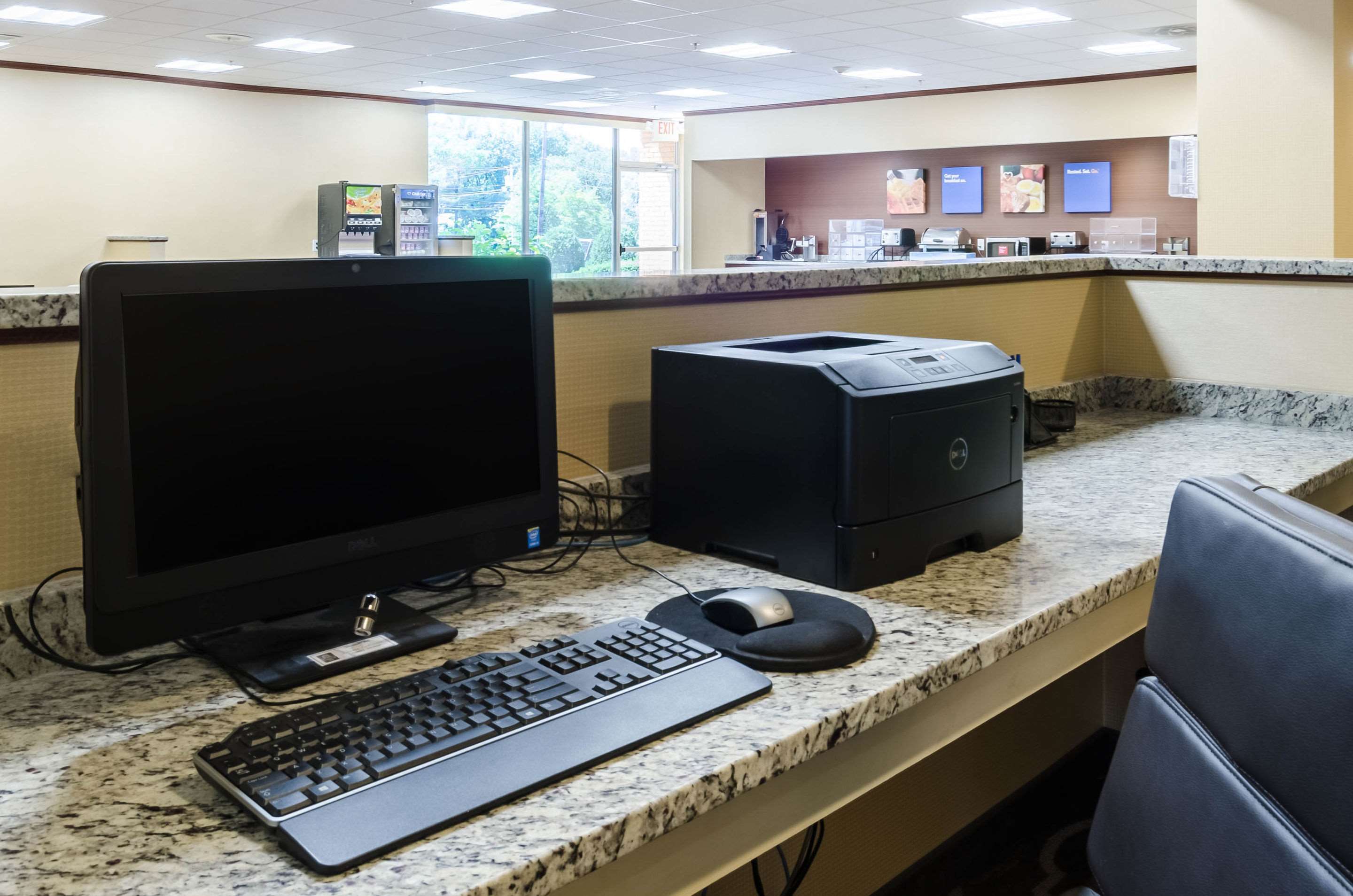 Business center | Comfort Inn Randolph - Boston