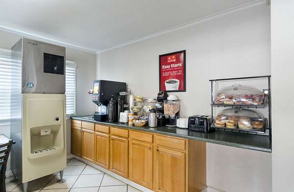 Amenities - Econo Lodge Sturbridge