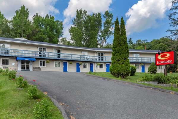 Exterior view - Econo Lodge Lee