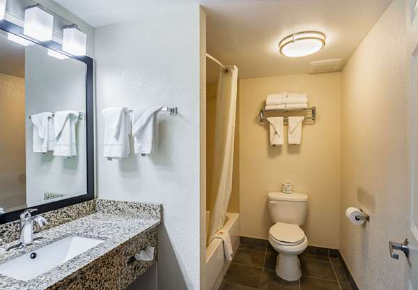  - Quality Inn & Suites Hagerstown