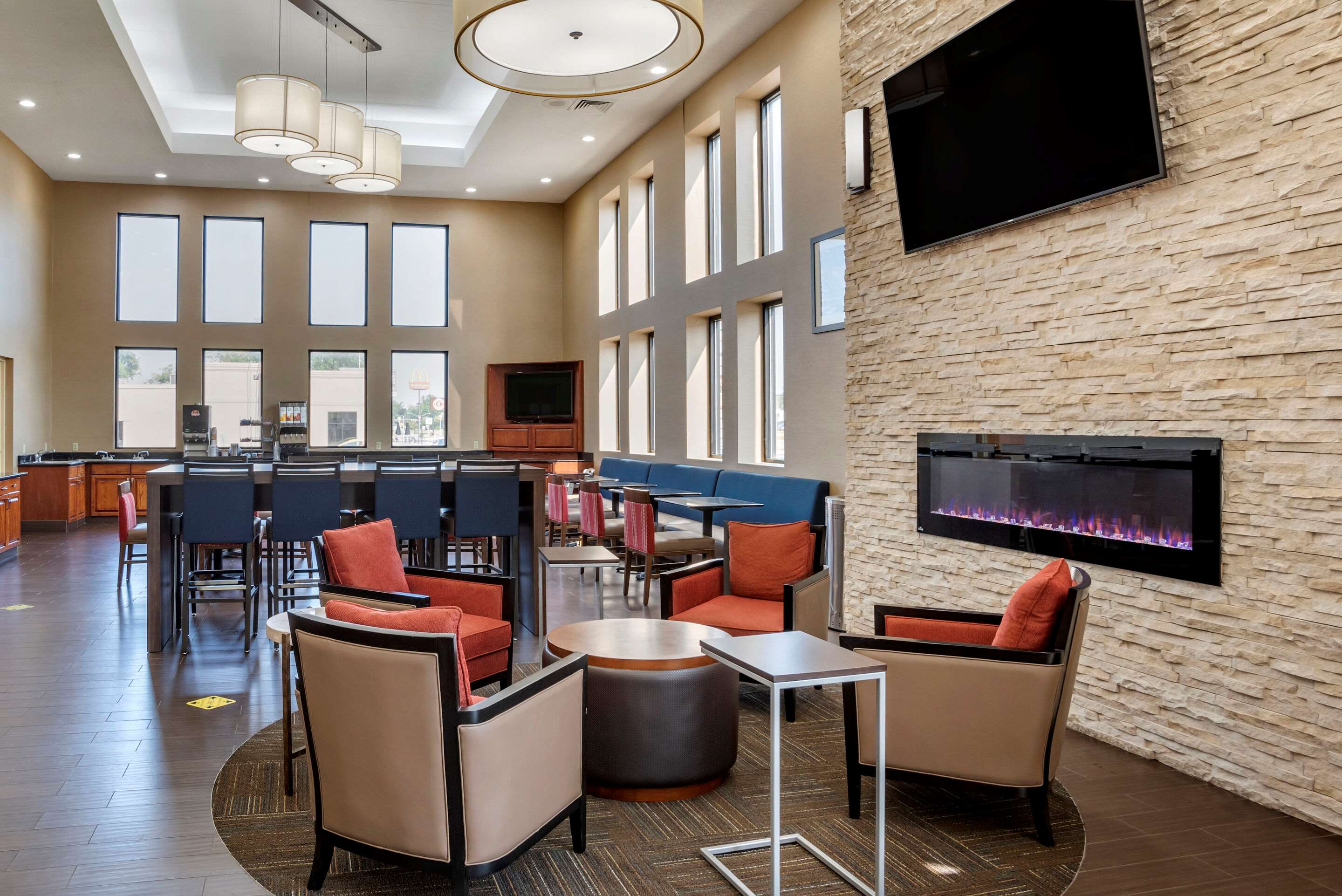 Hotel lobby | Comfort Suites