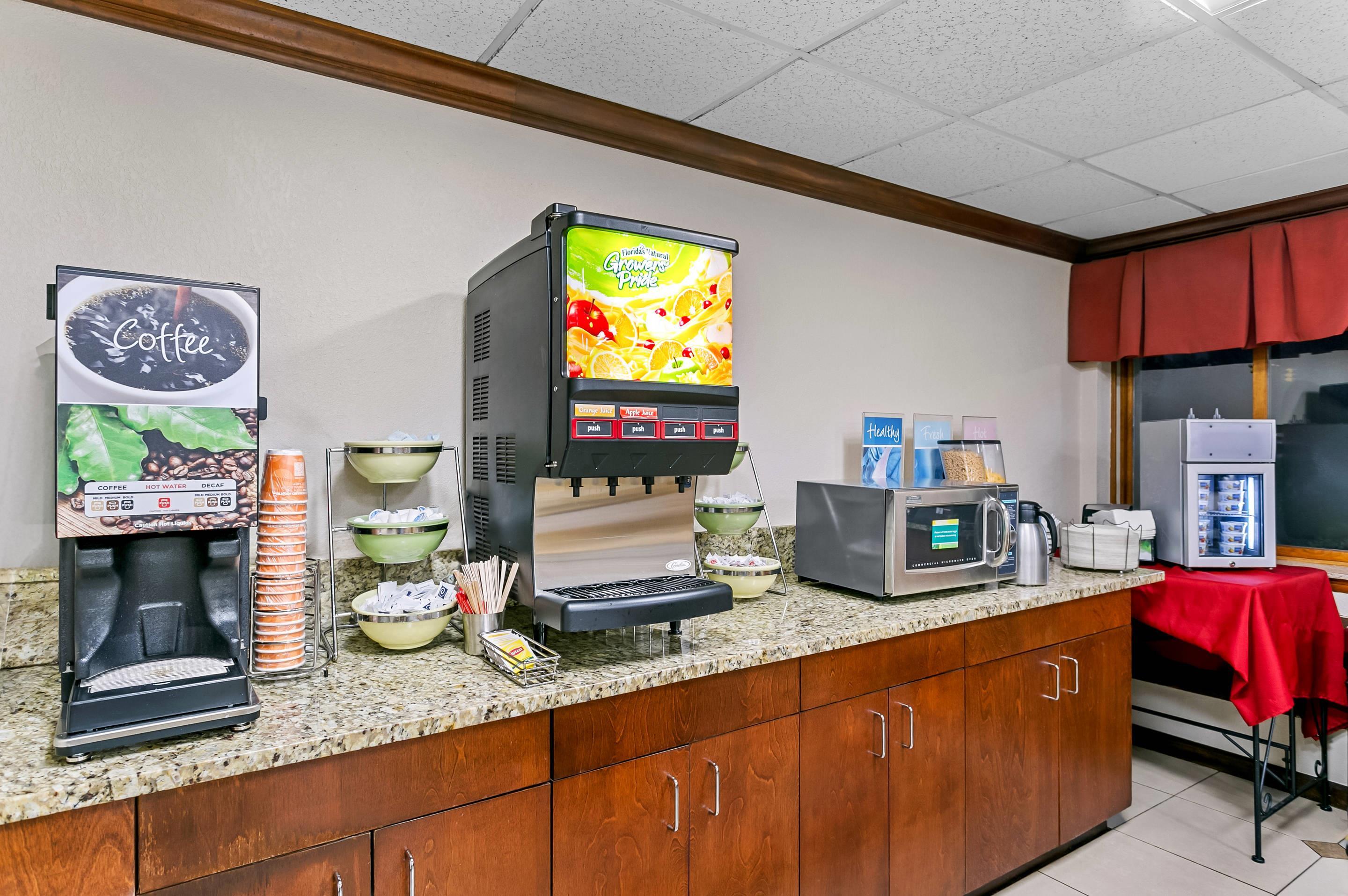Breakfast area | Quality Inn Near Ft. Meade