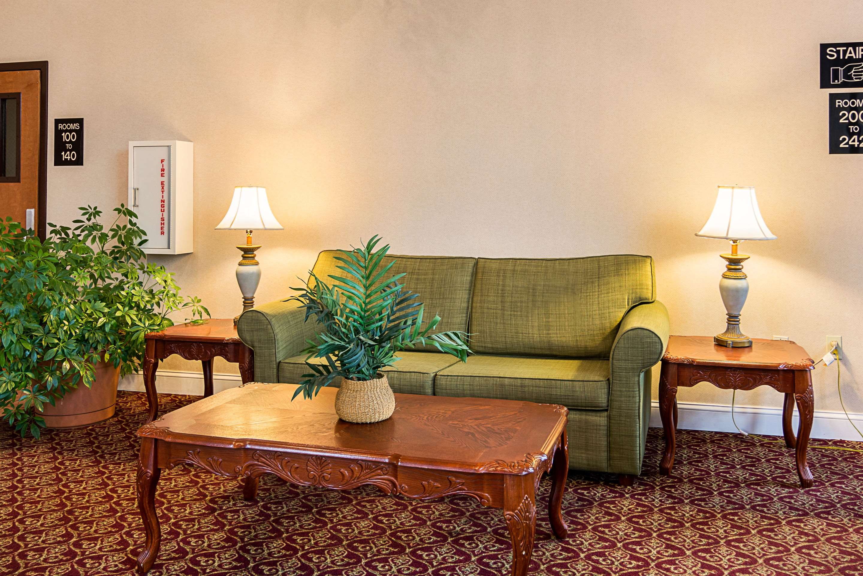 Lobby with sitting area