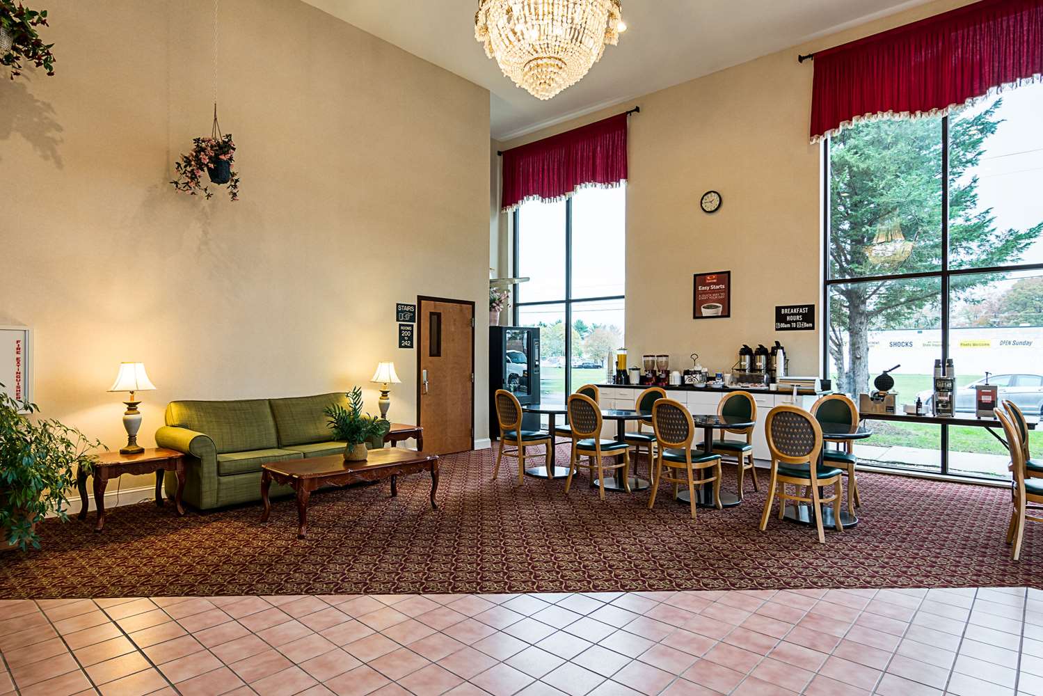 Econo Lodge Clinton, MD See Discounts