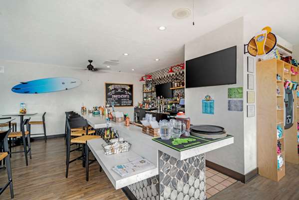 Bar - Quality Inn & Suites Oceanblock Ocean City