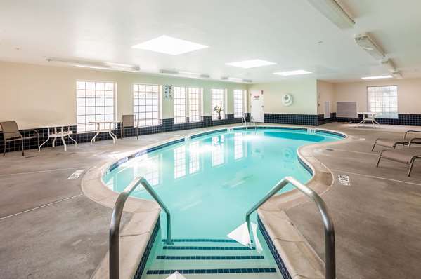 Pool - MainStay Suites Frederick - I-270, Exit 31