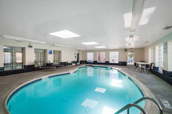 Pool - MainStay Suites Frederick - I-270, Exit 31