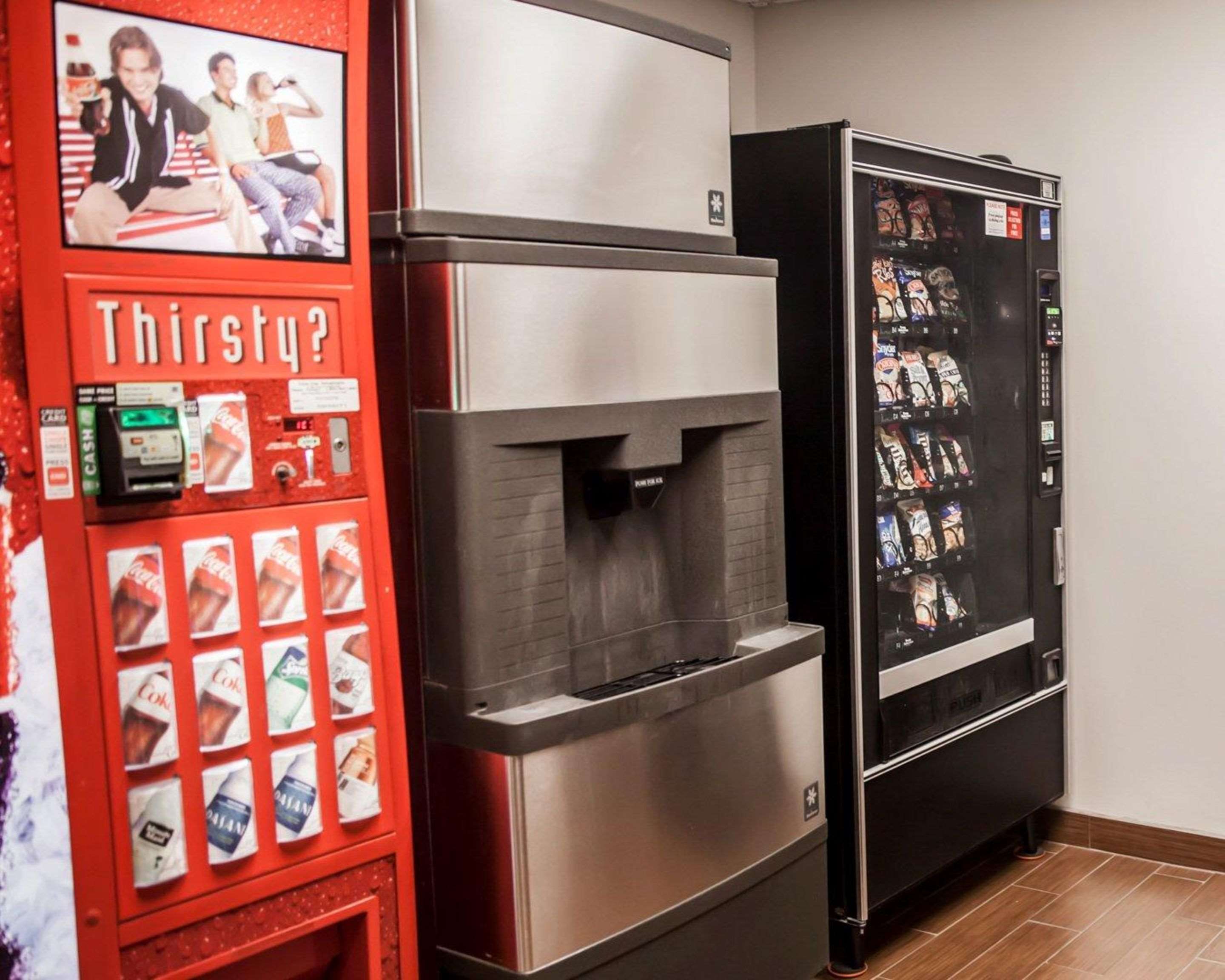 Hotel vending areas | Sleep Inn & Suites