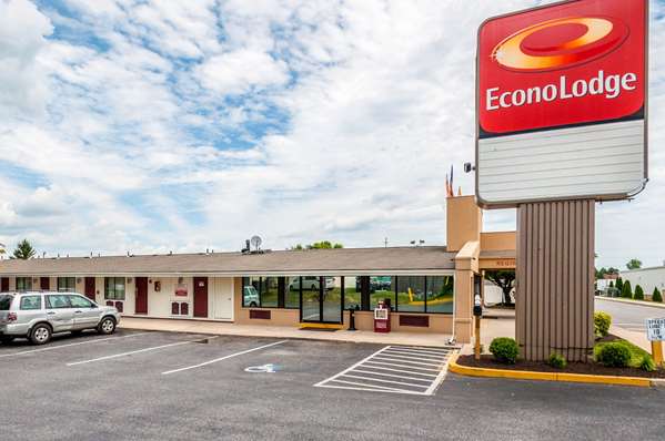 Exterior view - Econo Lodge Frederick - I-70, Exit 54