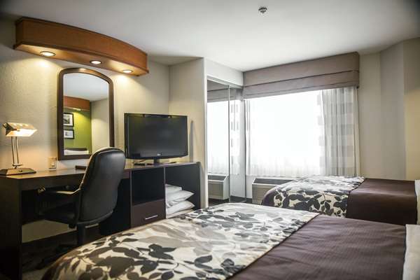 Suite - Sleep Inn & Suites Emmitsburg