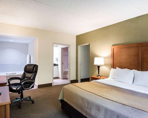 Suite - Comfort Inn & Suites LaVale