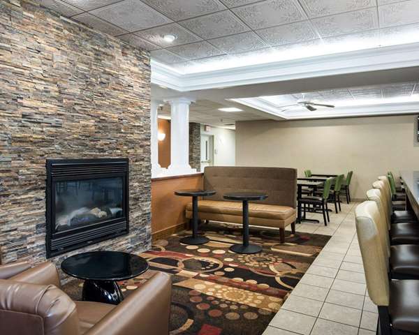 Amenities - Comfort Inn & Suites LaVale