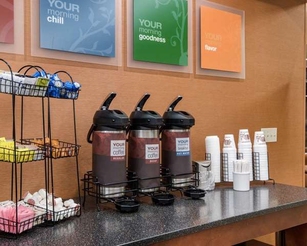 Amenities - Comfort Inn & Suites LaVale