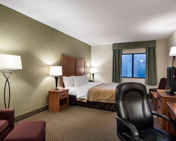 Suite - Comfort Inn & Suites LaVale