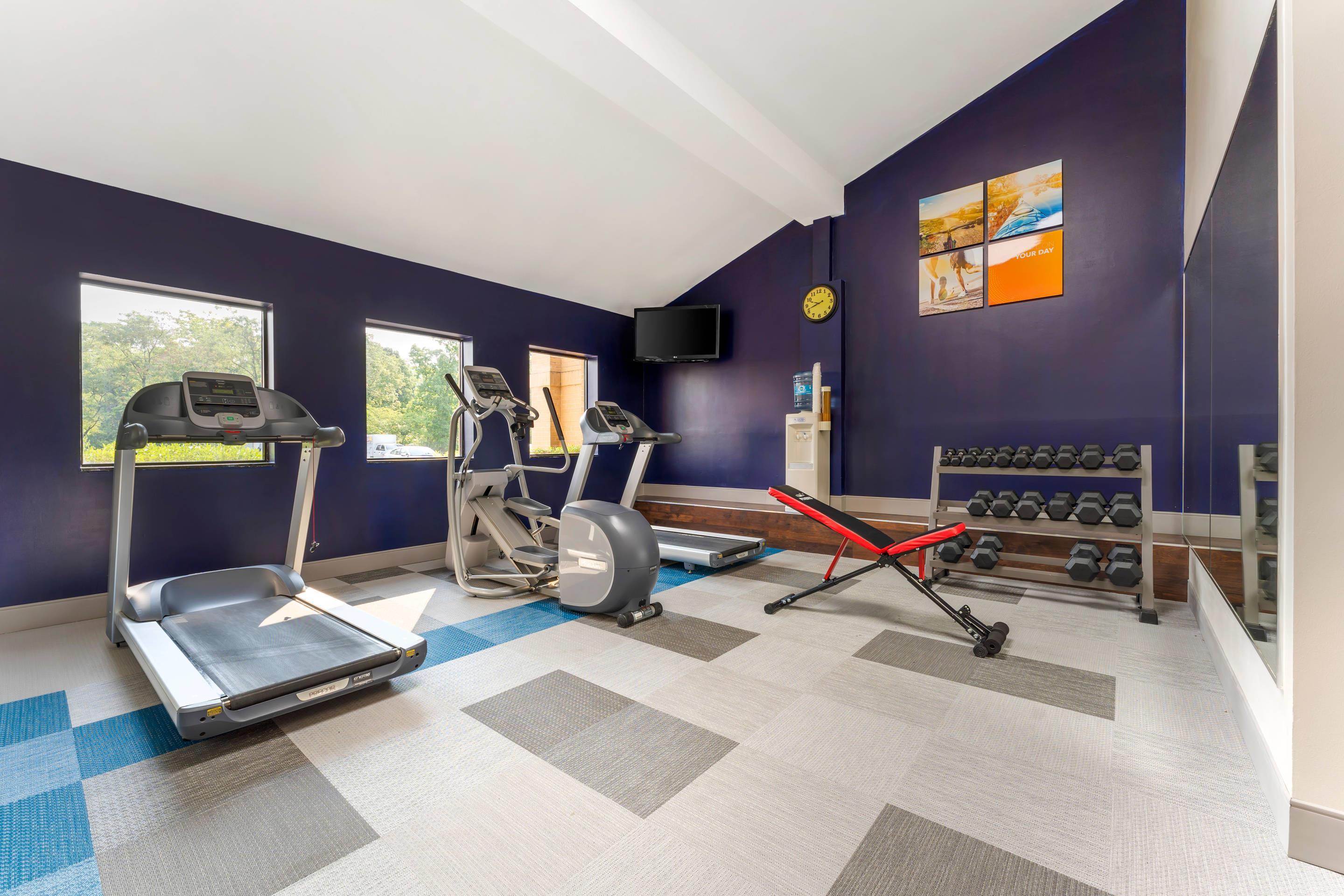 Fitness center | Comfort Inn & Suites LaVale - Cumberland