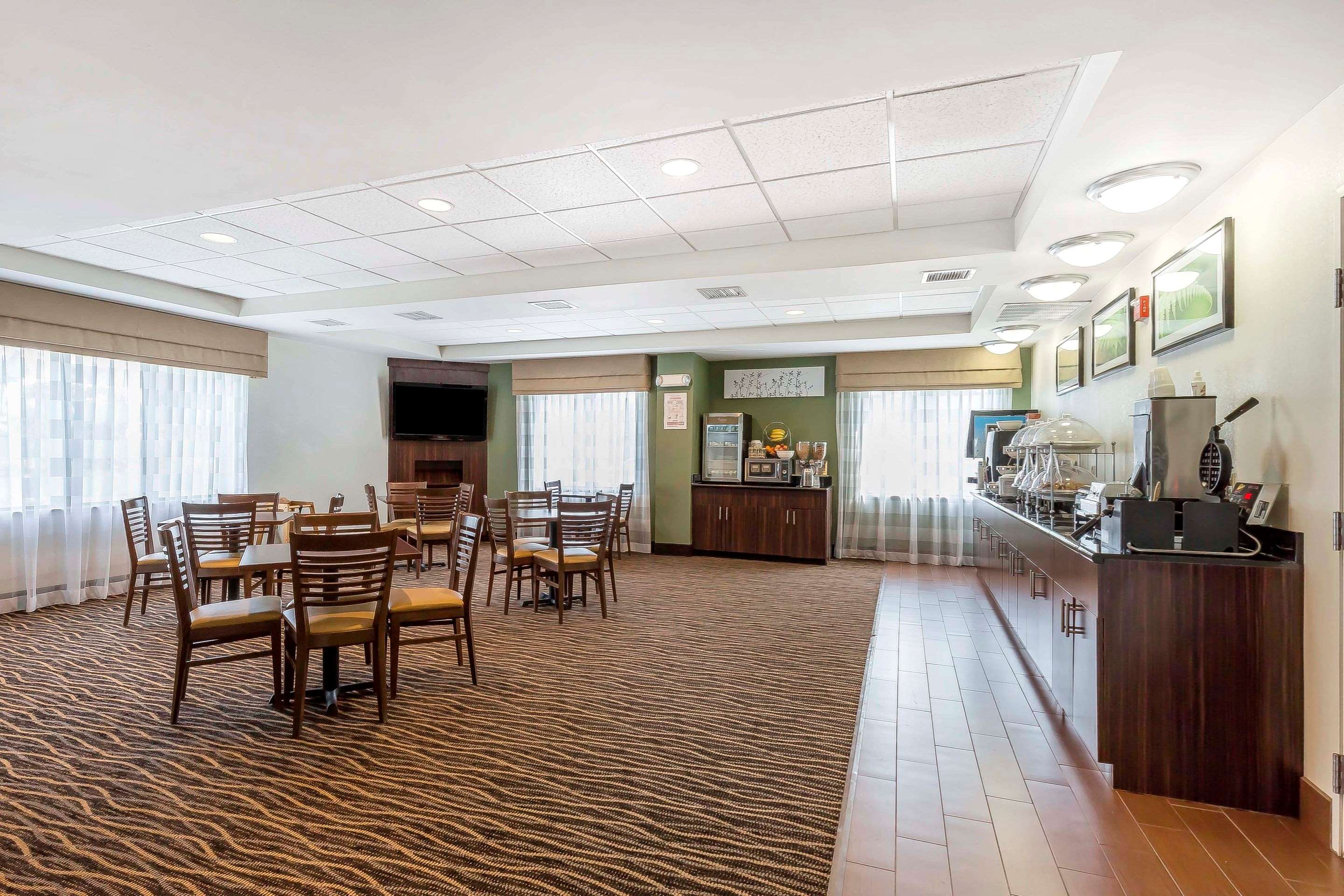 Spacious breakfast area