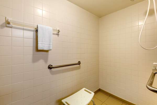  - Comfort Inn Red Horse Frederick