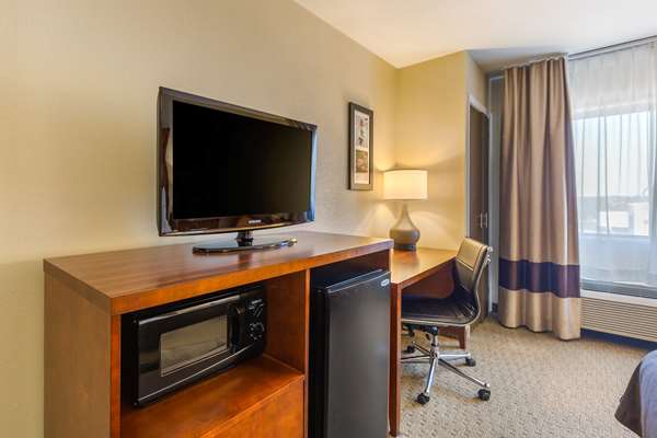  - Comfort Inn Red Horse Frederick
