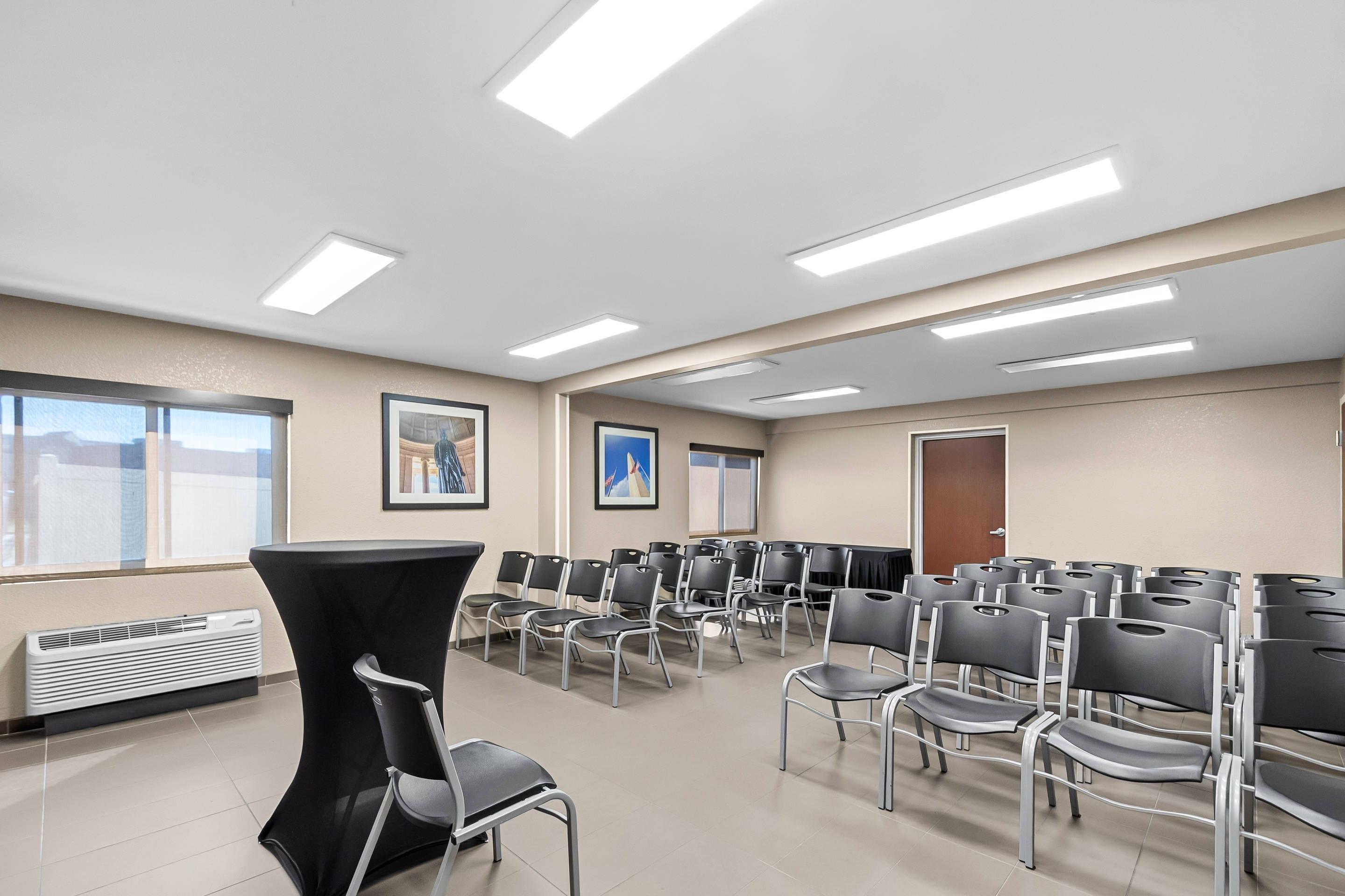 Meeting room | Comfort Inn Oxon Hill - National Harbor