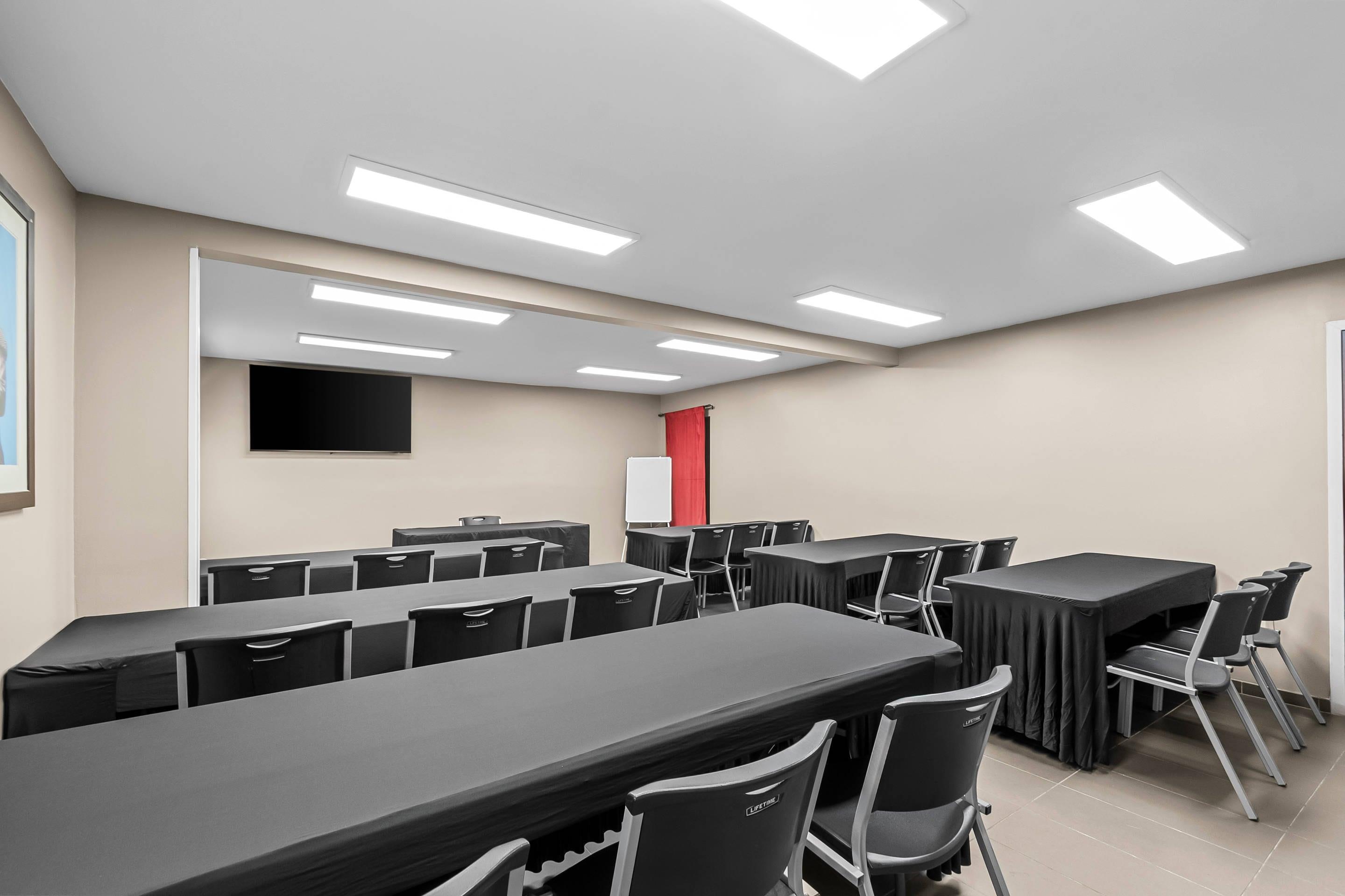 Meeting room | Comfort Inn Oxon Hill - National Harbor