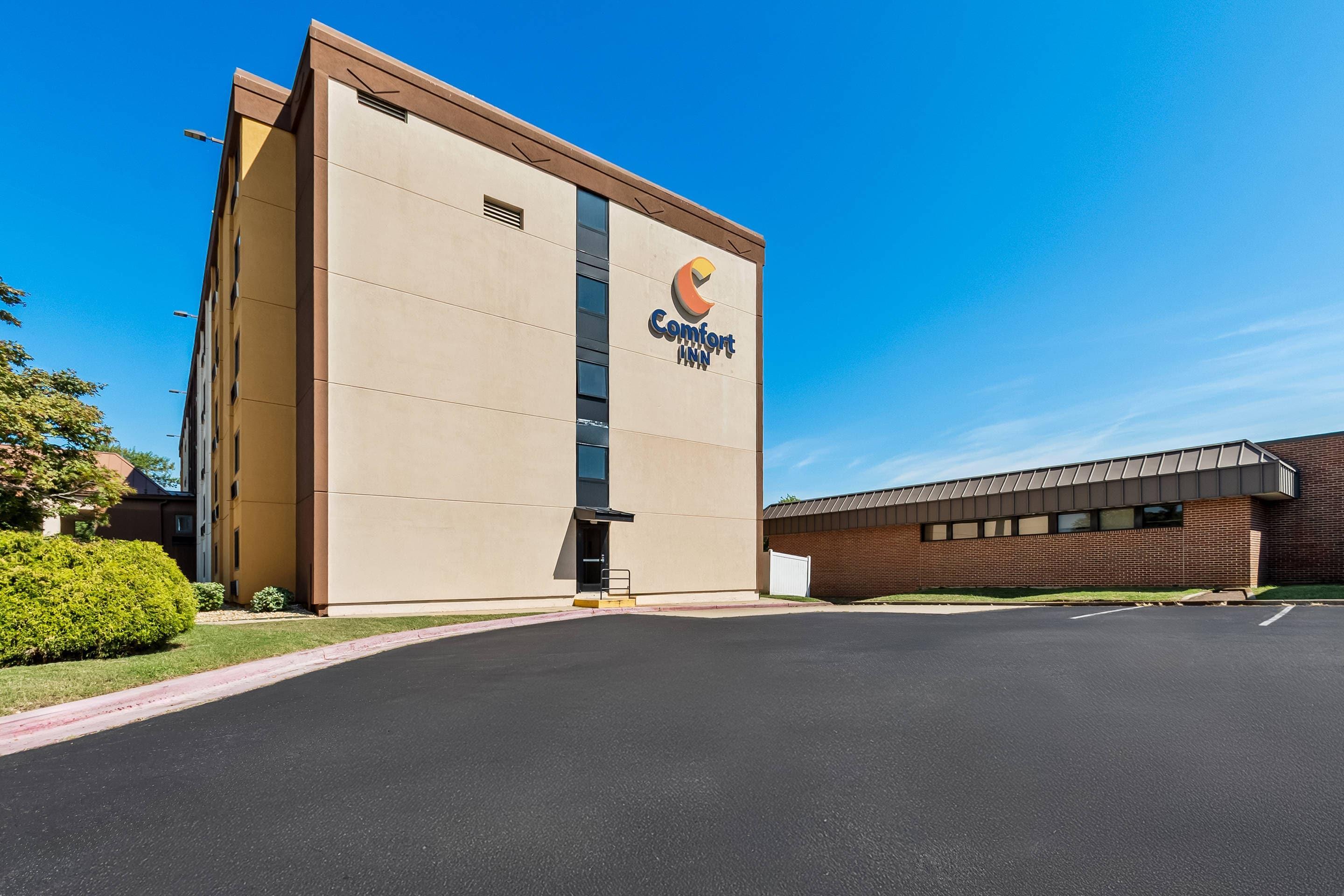 Hotel exterior | Comfort Inn Oxon Hill - National Harbor