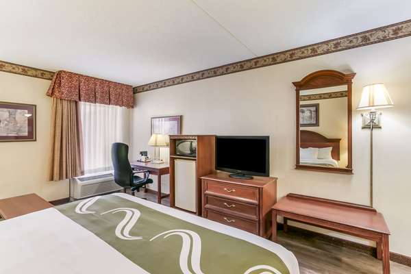  - Quality Inn & Suites Edgewood - I-95, Exit 77