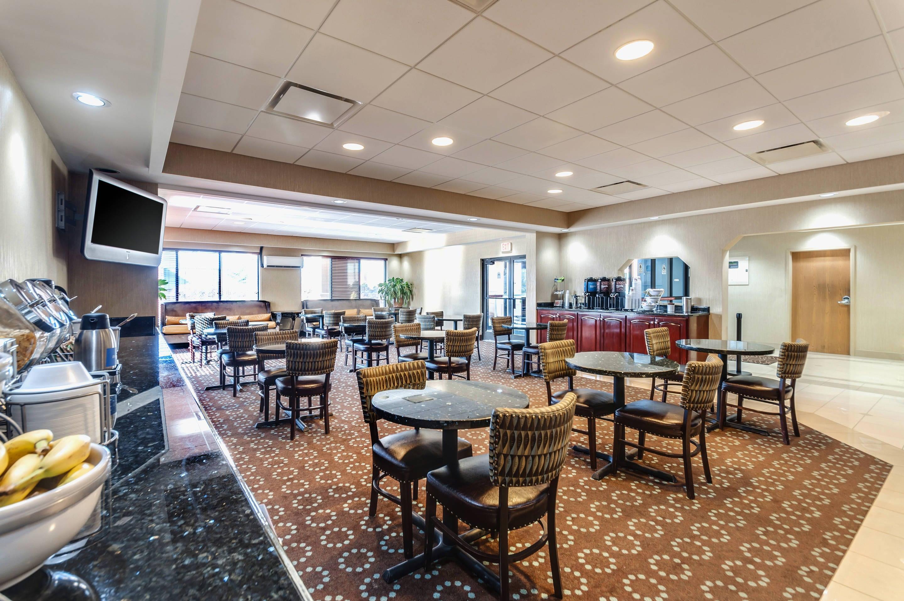 Breakfast area | Quality Inn & Suites Bel Air I-95 Exit 77A