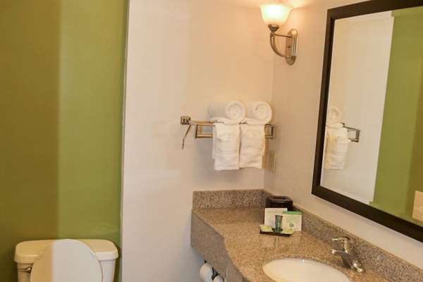  - Sleep Inn & Suites Laurel