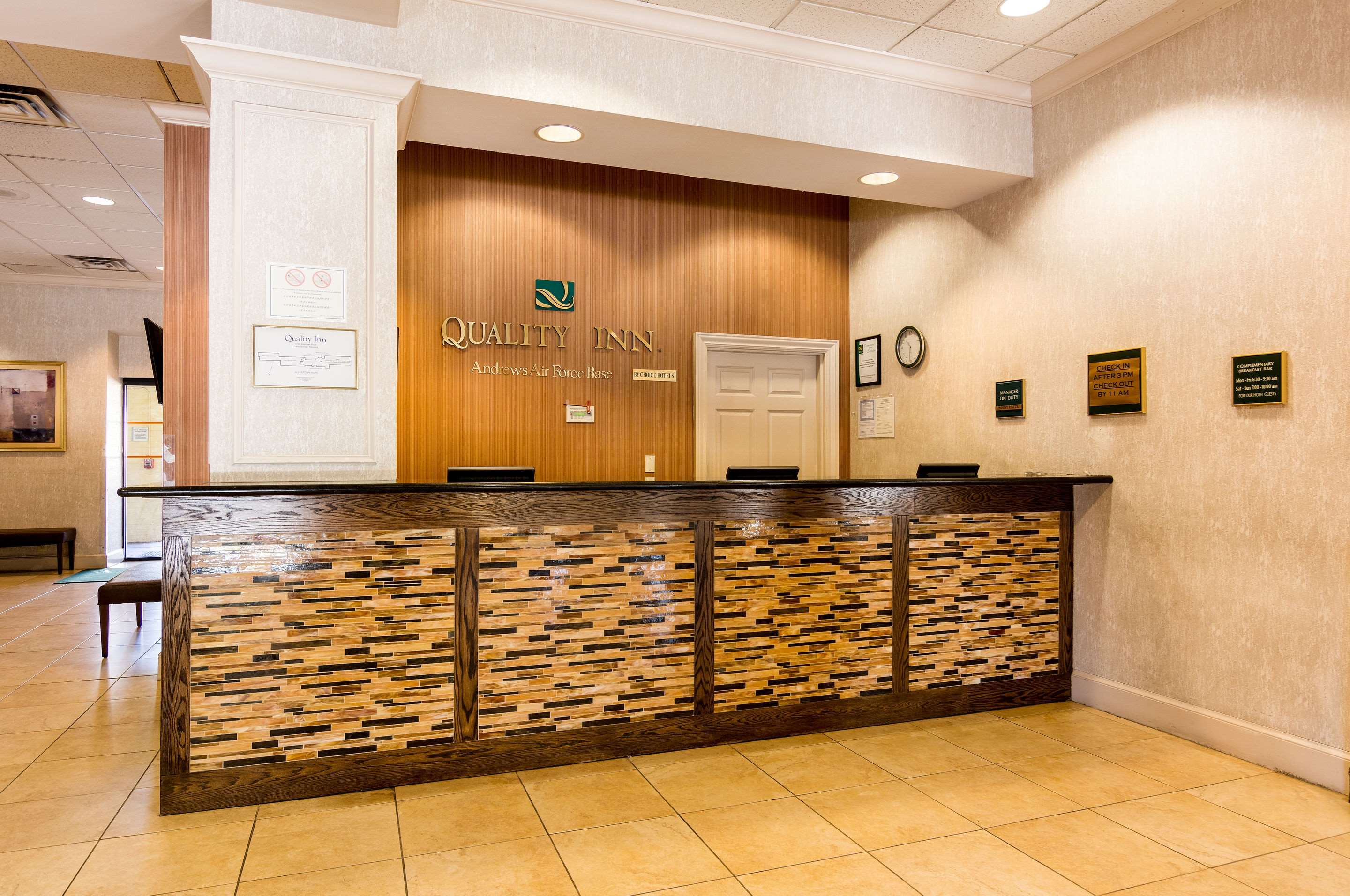 Front desk | Quality Inn Near Joint Base Andrews-Washington Area