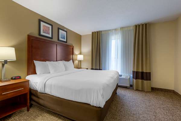  - Comfort Suites & Suites Cambridge