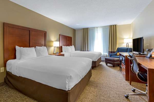  - Comfort Suites & Suites Cambridge