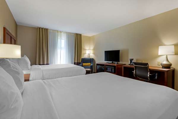  - Comfort Suites & Suites Cambridge
