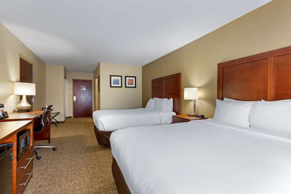 - Comfort Suites & Suites Cambridge