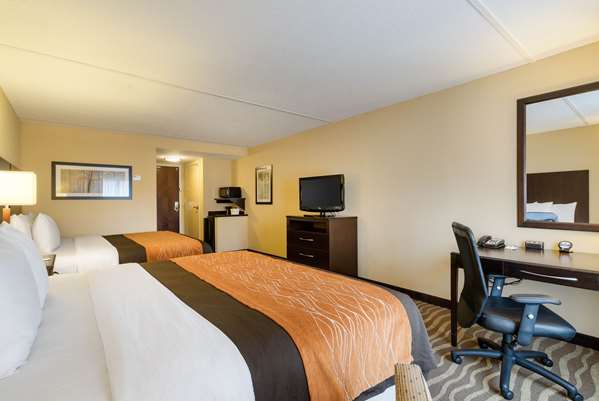  - Comfort Inn & Suites Lexington Park