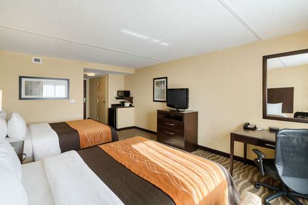  - Comfort Inn & Suites Lexington Park