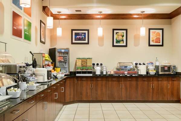 Amenities - Comfort Inn & Suites Lexington Park