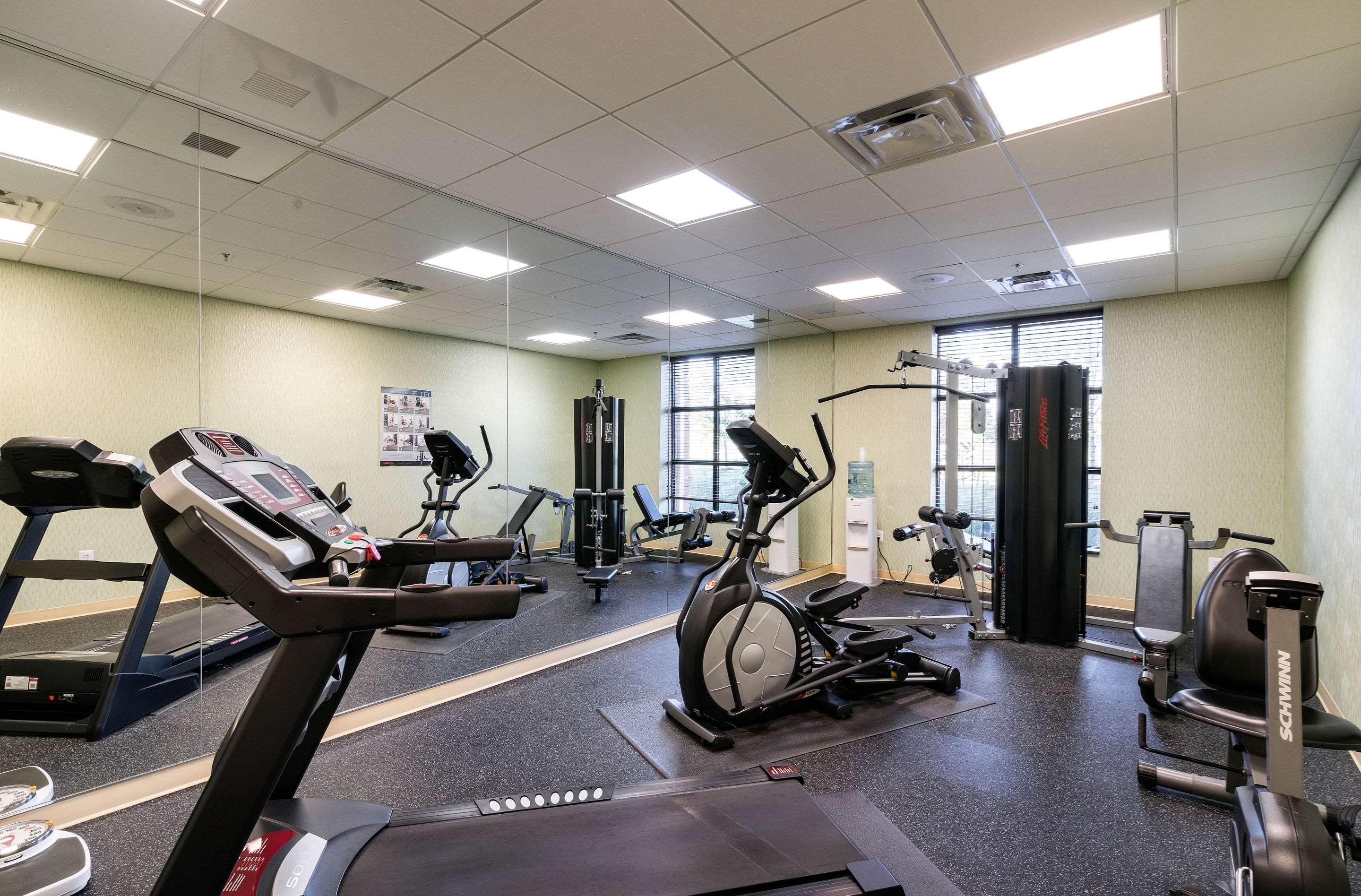 Fitness center | Comfort Inn & Suites