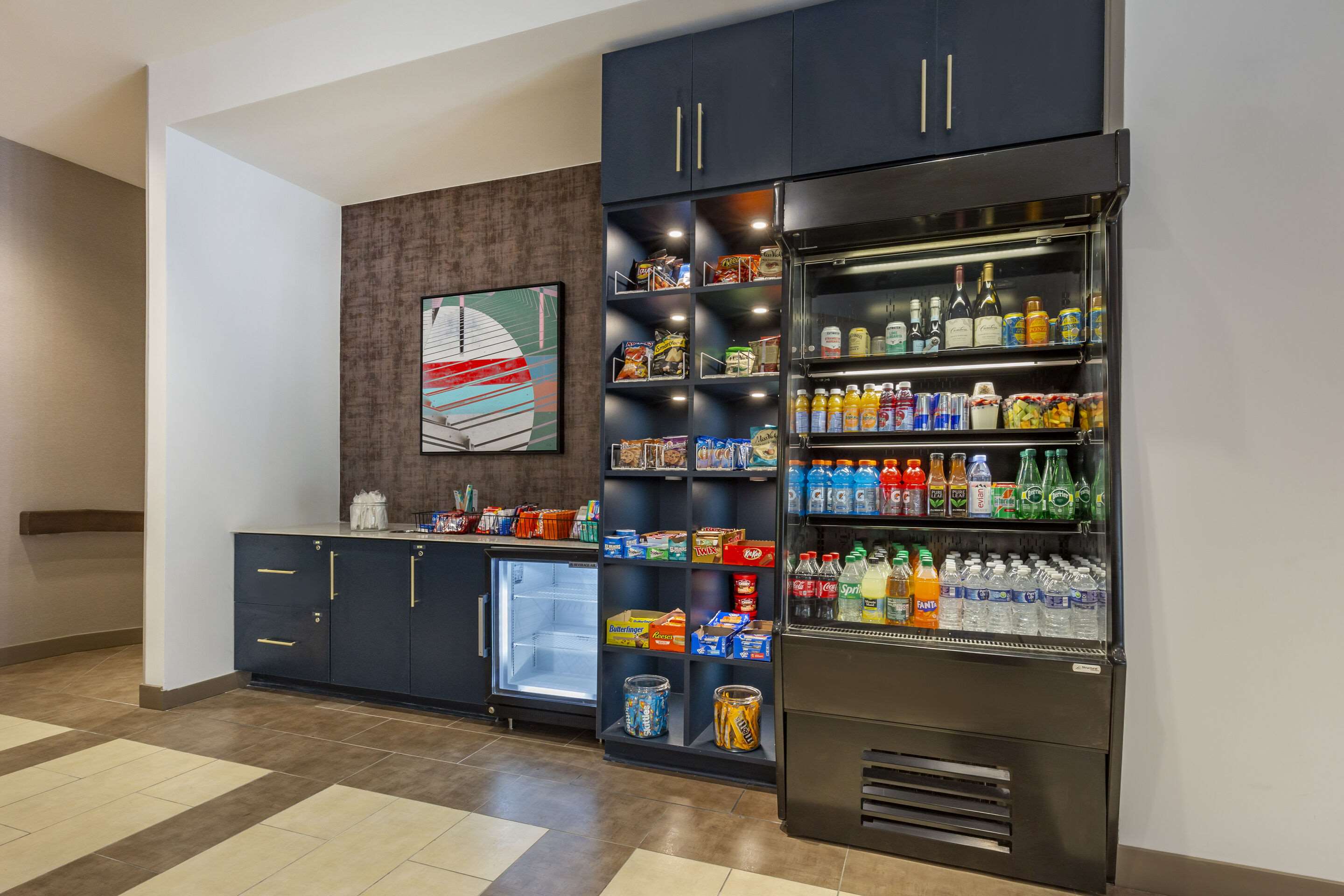 Hotel marketplace | Cambria Hotel Rockville