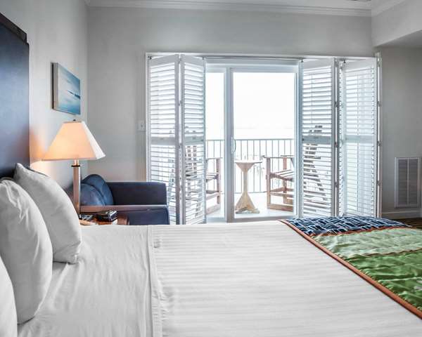  - Island Inn & Suites Piney Point