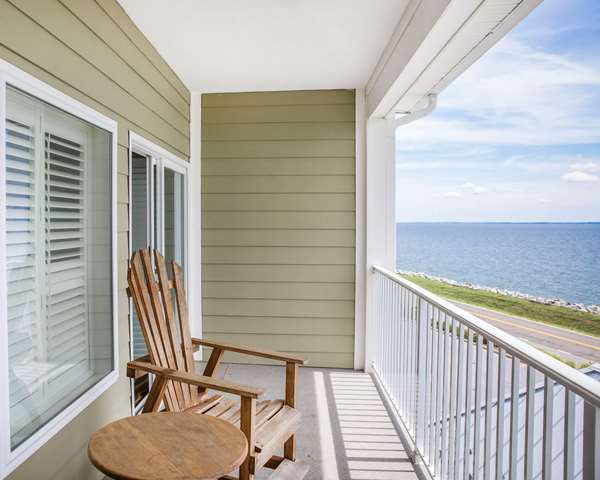 Suite - Island Inn & Suites Piney Point