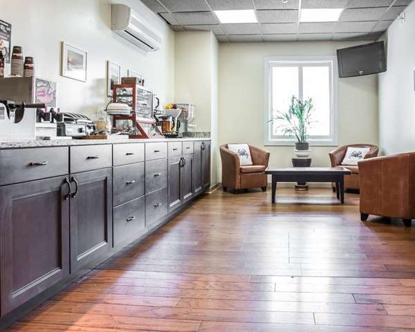 Amenities - Island Inn & Suites Piney Point