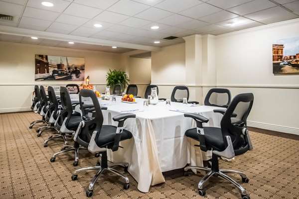  - Inn at Hendersons Wharf Baltimore