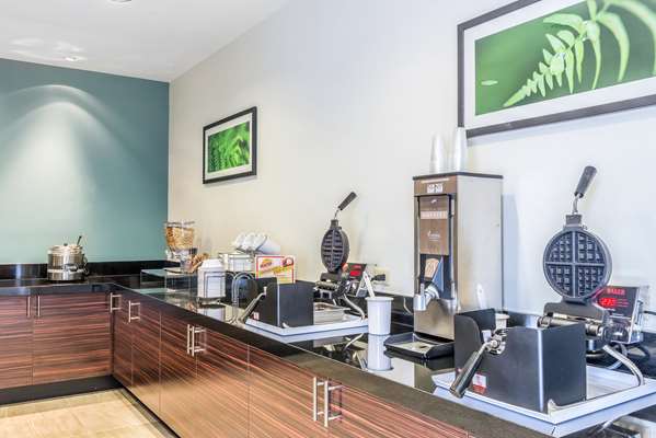 Amenities - Sleep Inn & Suites Cumberland