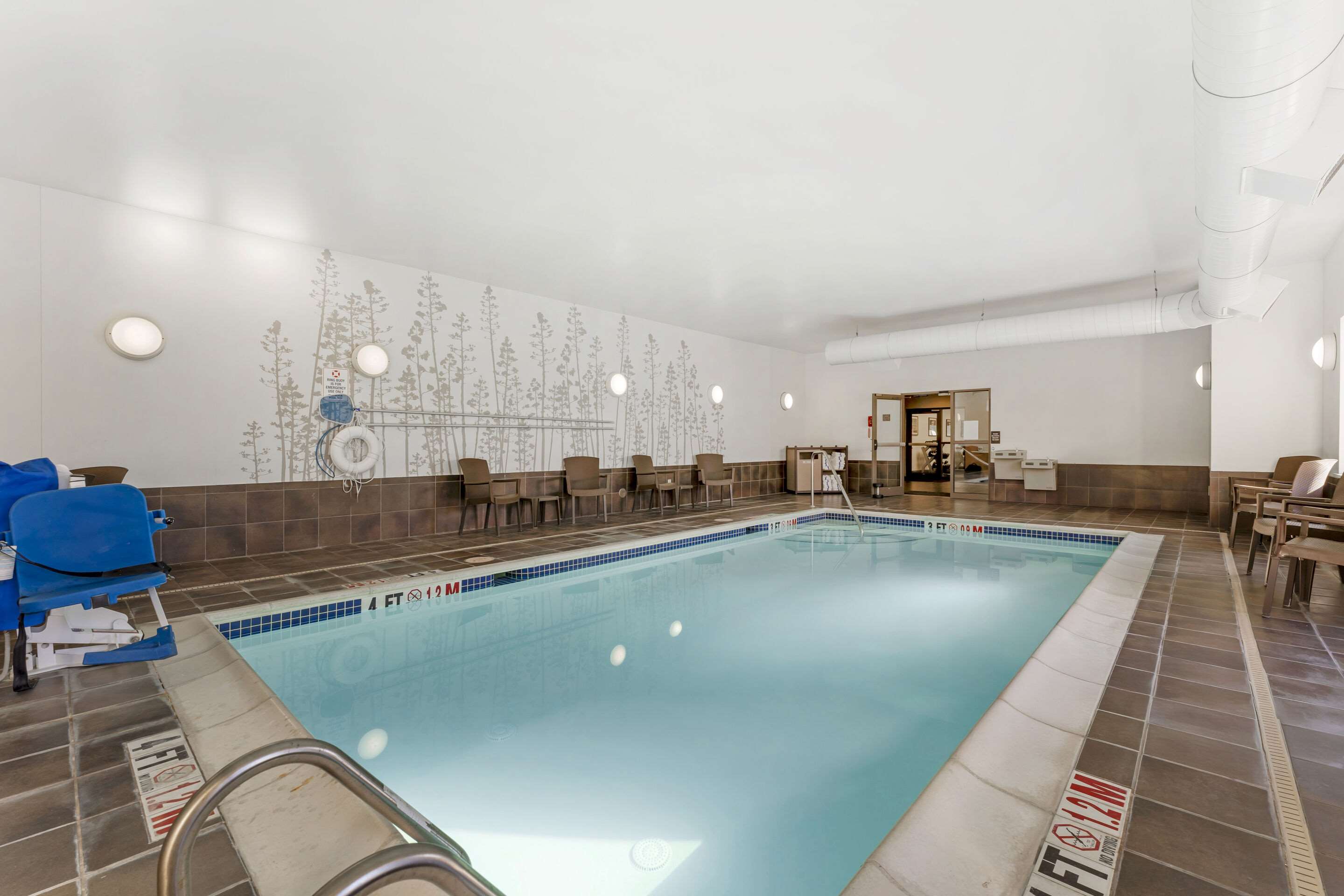Indoor pool | Sleep Inn & Suites Cumberland - LaVale