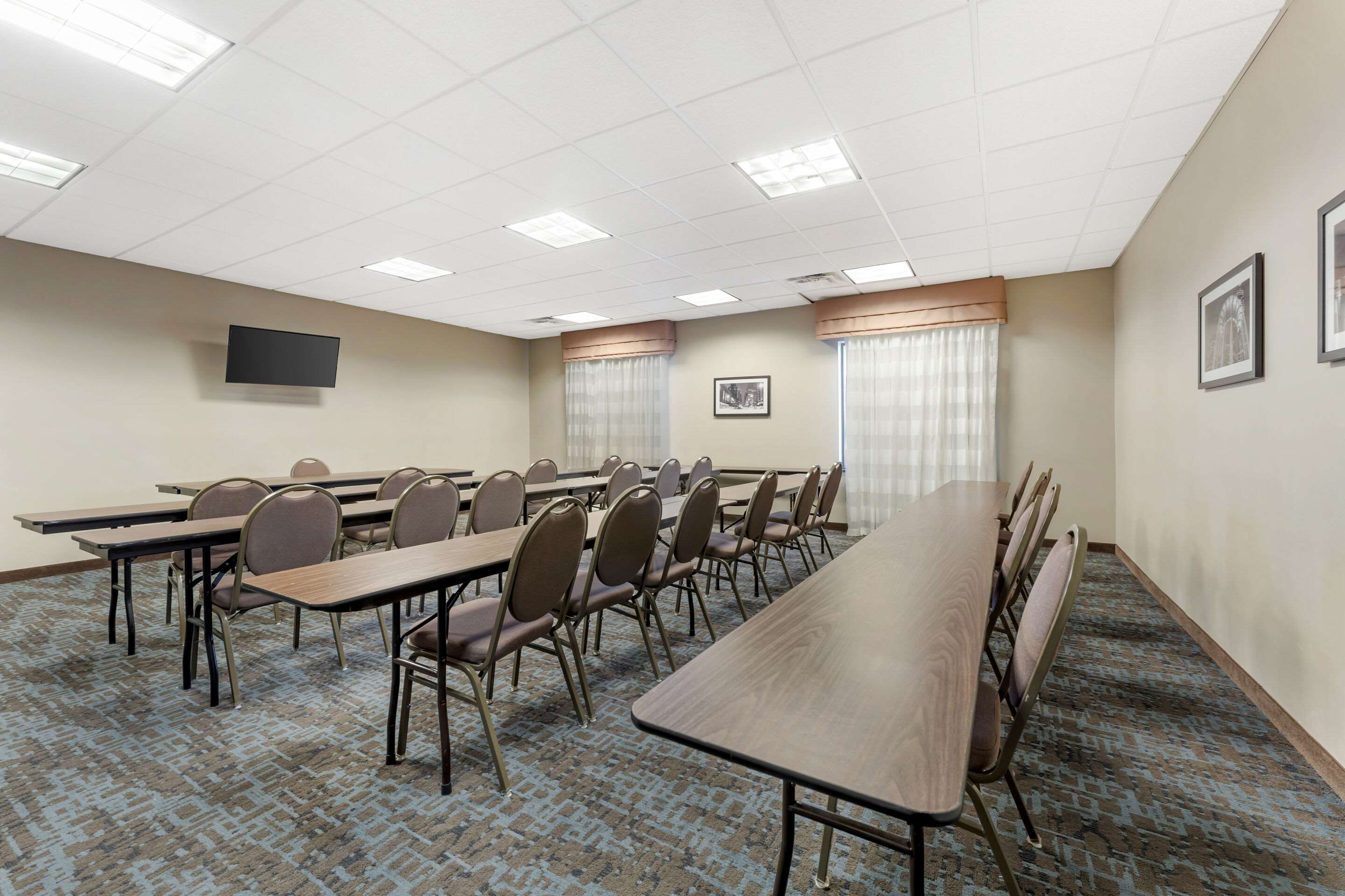 Meeting room | Sleep Inn & Suites Cumberland - LaVale