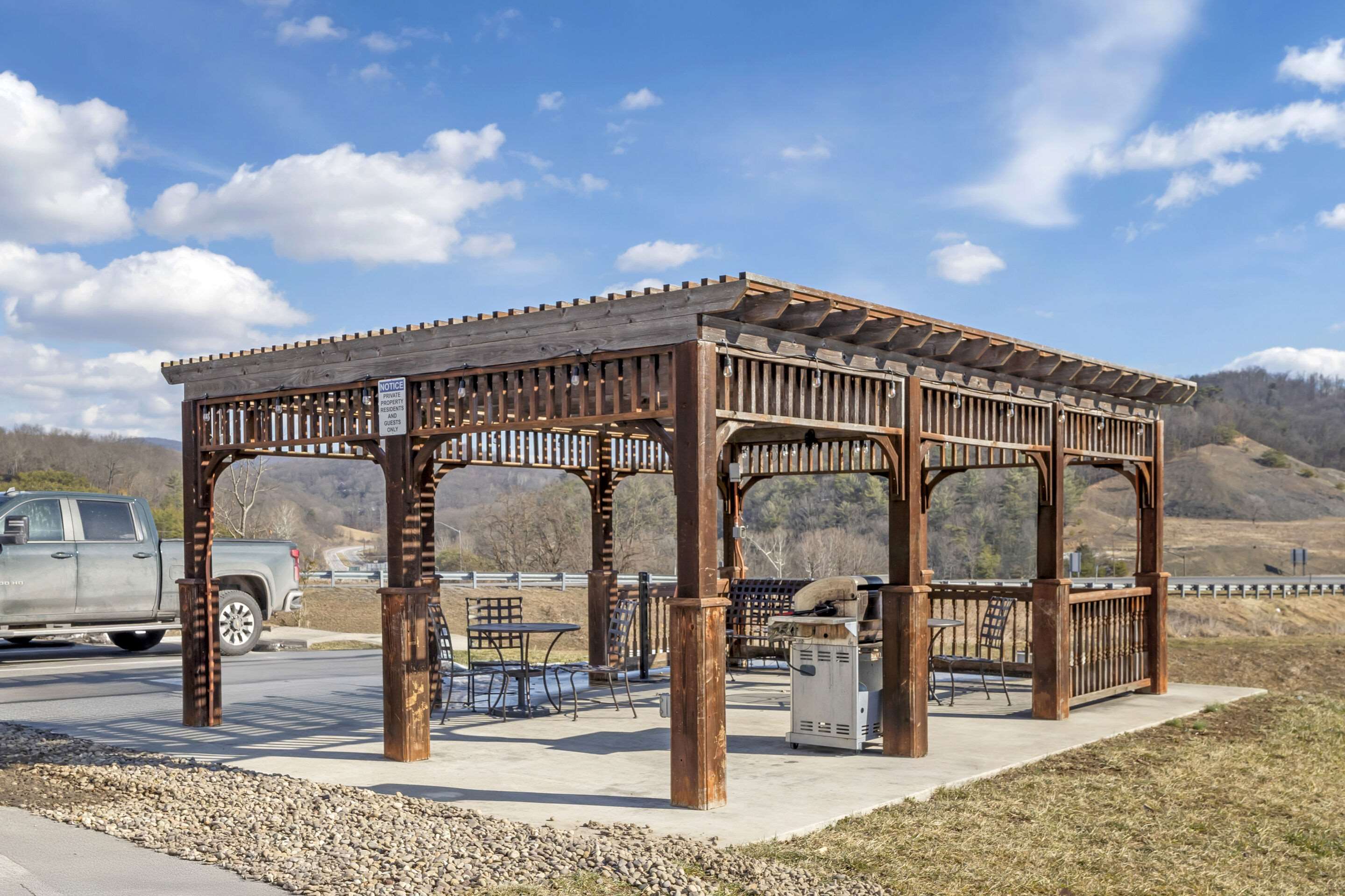 Barbecue area | Sleep Inn & Suites Cumberland - LaVale