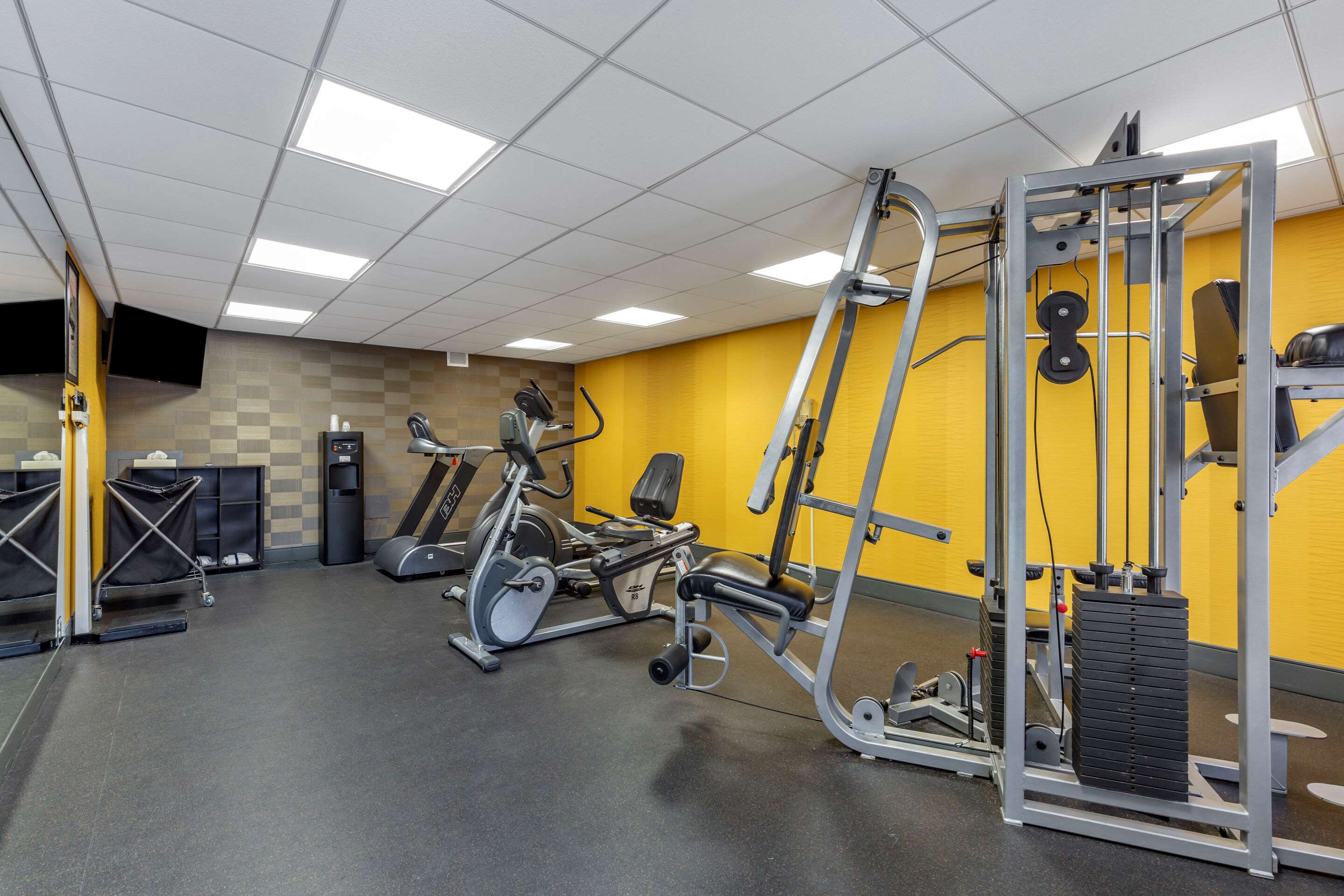 Fitness center | Quality Inn